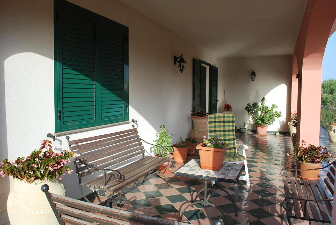 La Maison Di Elenoire Augusta Exteriér fotografie