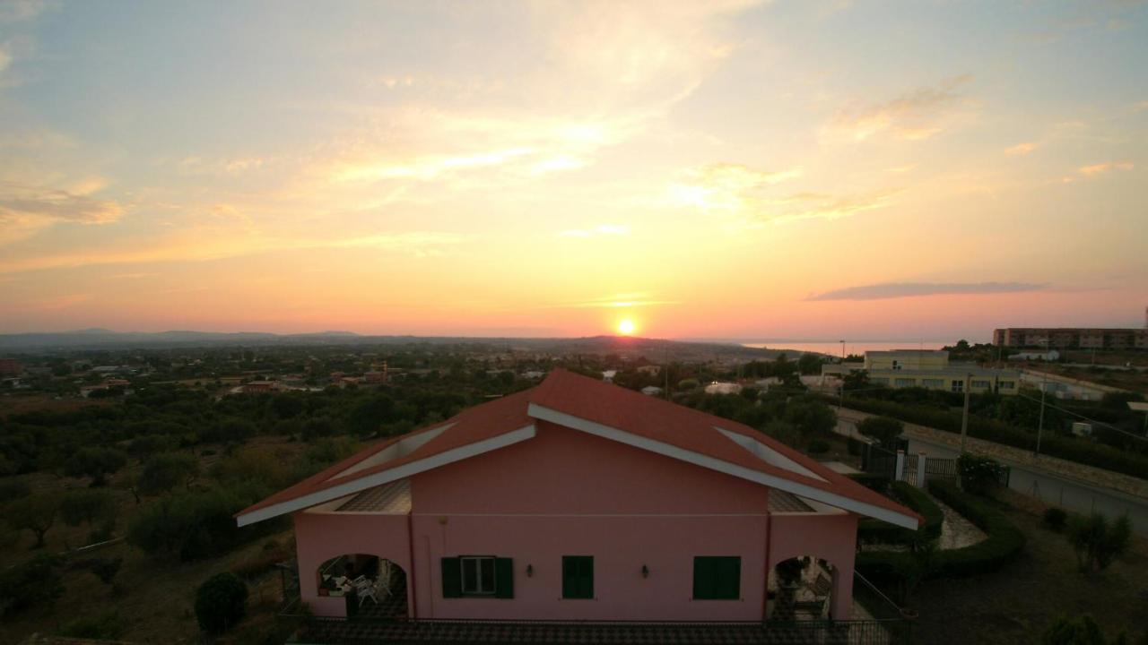 La Maison Di Elenoire Augusta Exteriér fotografie