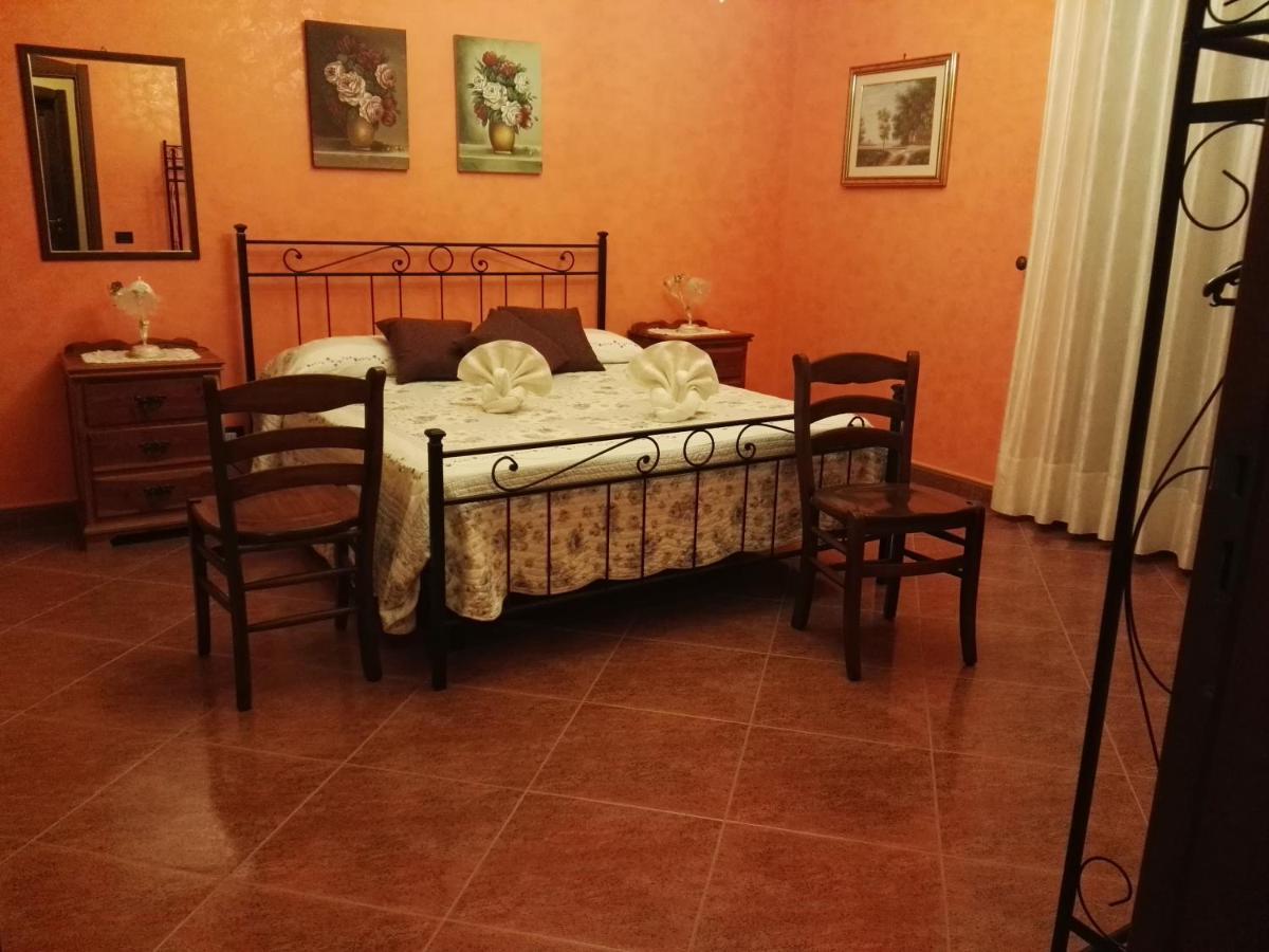 La Maison Di Elenoire Augusta Exteriér fotografie